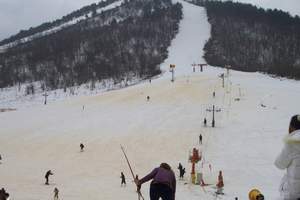 武汉到神农架滑雪报价-12月8号首发特价班-2日游